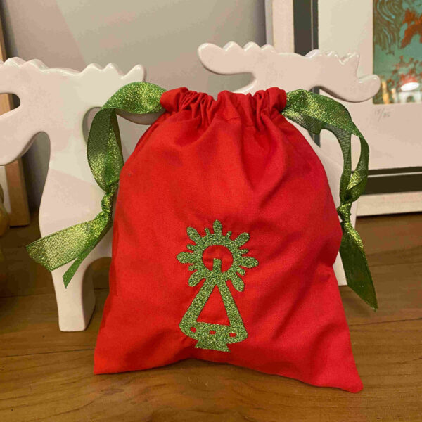 Bolsa tela bordada virgen Covadonga - Imagen 2