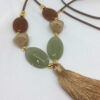 Collar Resinas y borla - Imagen 3