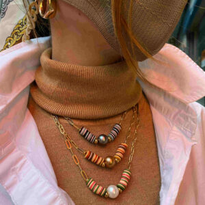 Collar perla y arcilla