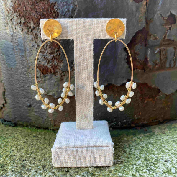 Pendiente aro oval con perlas - Imagen 6