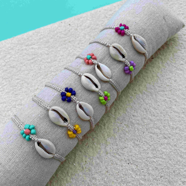 Pulsera concha con flor abalorios - Imagen 2