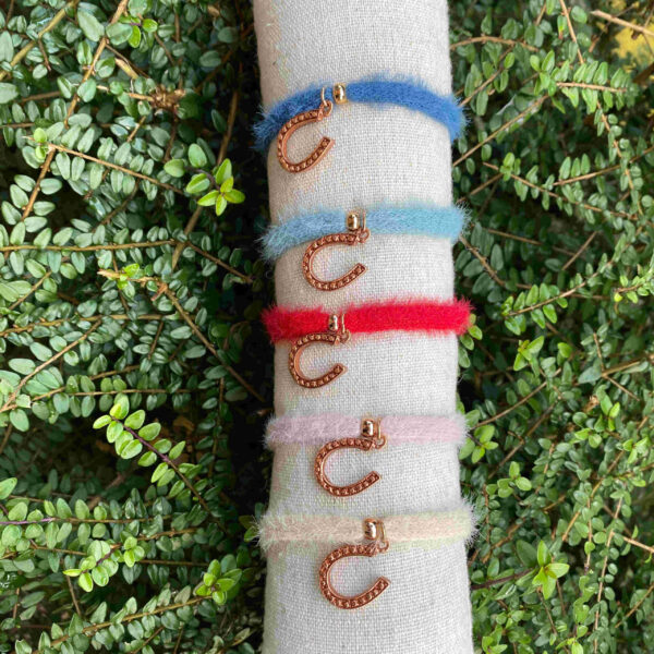 Pulsera cinta suave con herradura oro rosa - Imagen 3