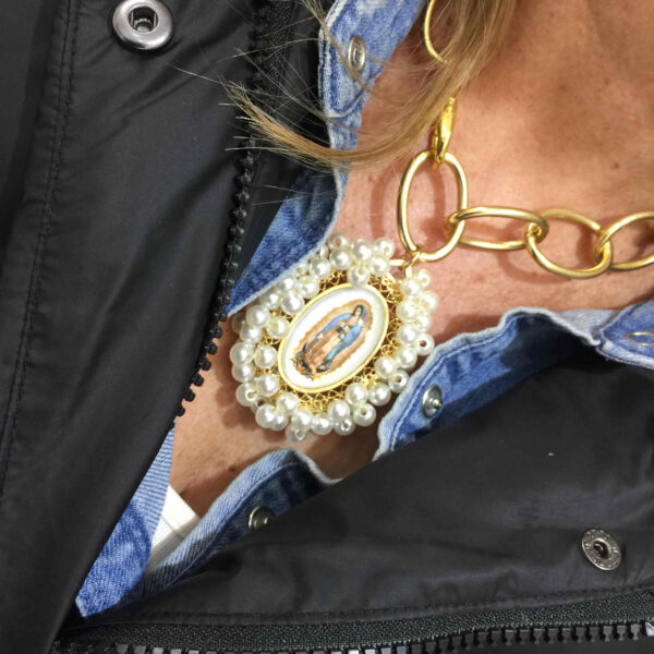 Collar medalla Virgen de Guadalupe.