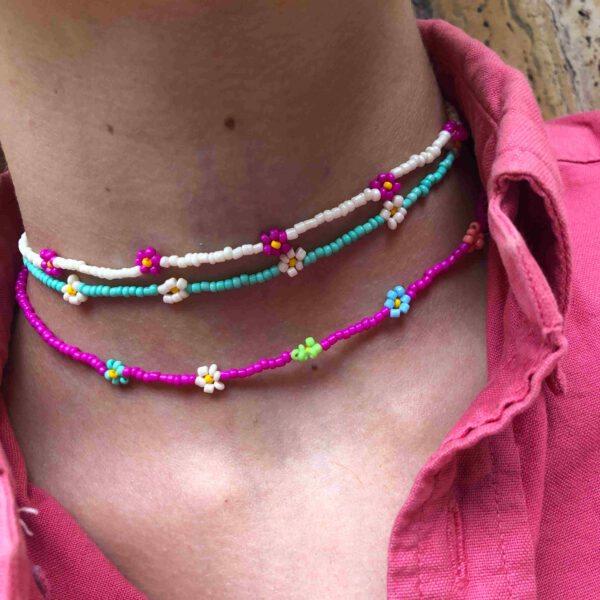 Collar abalorios con flores