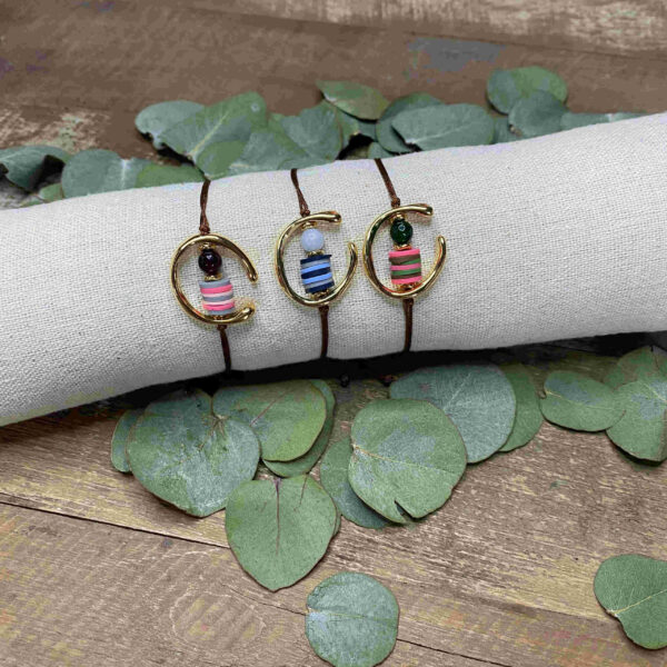 Pulsera aro metálico con piedra y arcilla
