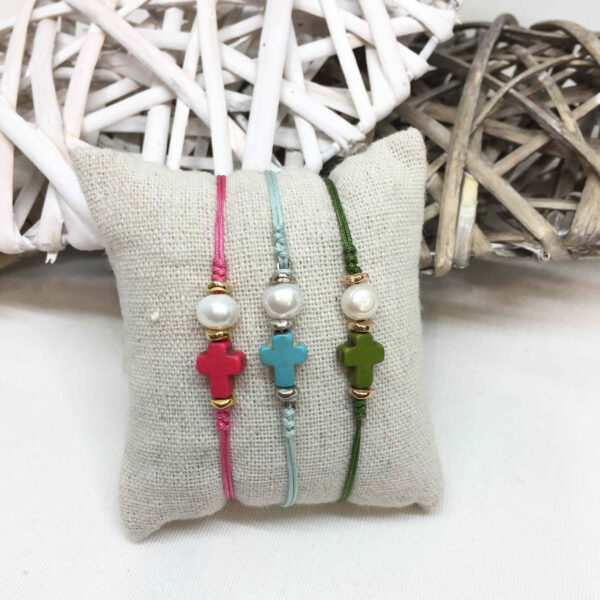 Pulsera cruz piedra con perla de rio