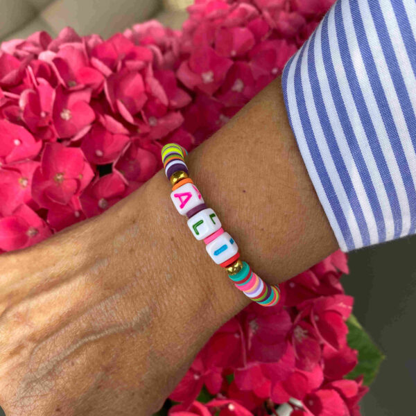 Pulsera nombre arcilla polimerica - Imagen 2