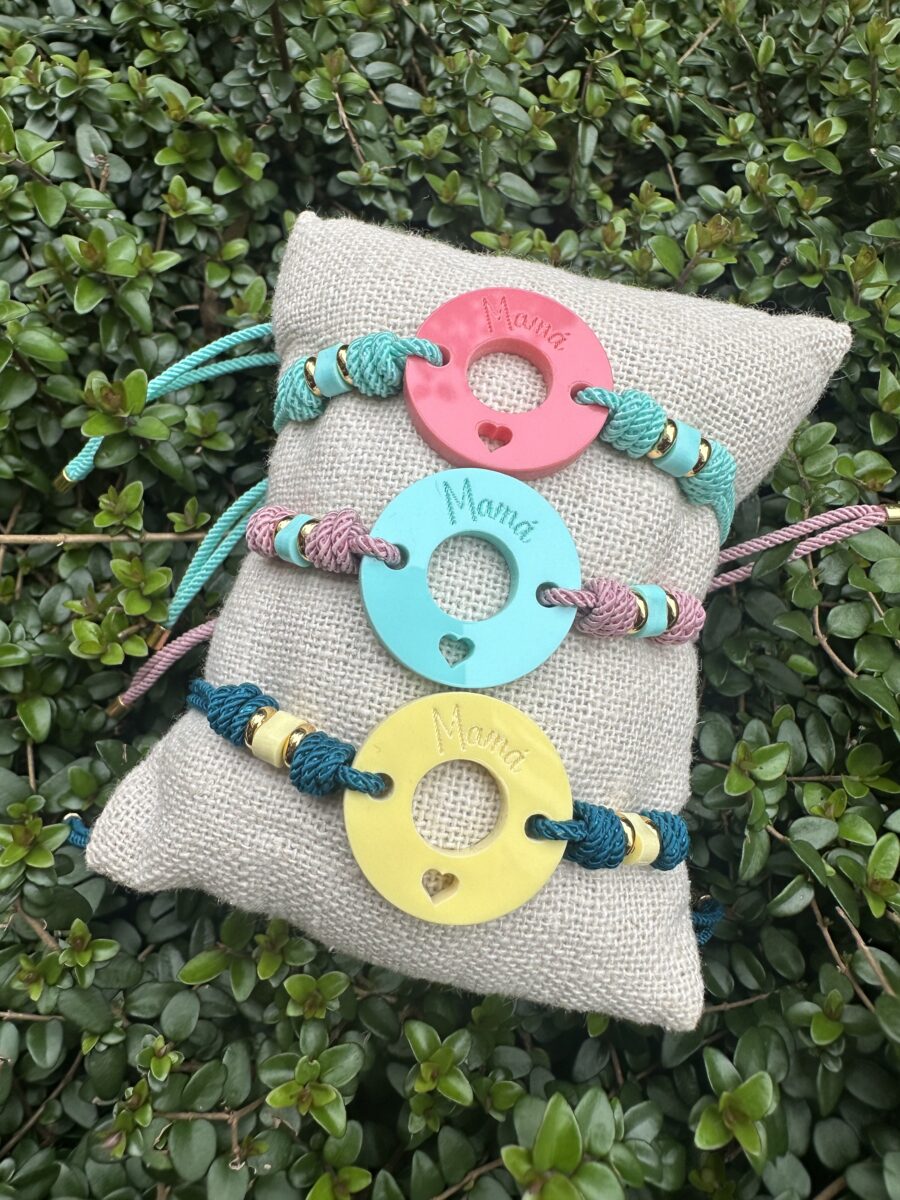 Pulsera MAMÁ en metacrilato
