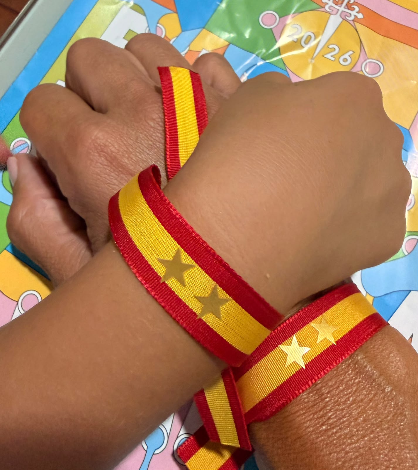 PULSERA CINTA SELECCION -Bisutería artesanal la Tienda de Ali Pulsera cinta bandera con 2 estrellas - Imagen 3